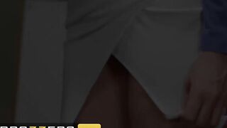 Brazzers - Desiree Dulce Jerking and Blowing Off Ricky Spanish without