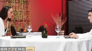 Brazzers - Curvy milf Mystique Helps Alexis Tae Fucked that
