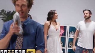 brazzers - Desiree Dulce gets her foot and snatch worshiped