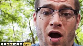 Brazzers - Milf nextdoor Alexis Fawx double fists dicks