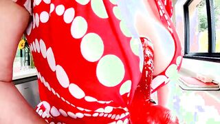 British mom Red XXX gets wild inside the kitchen