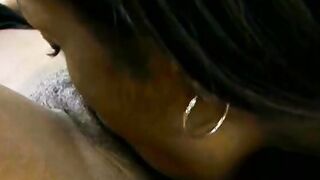 Chocolate hoe gets her tight soak vagina licked and finger bang by her lover