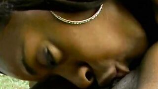 Chocolate hoe gets her tight soak vagina licked and finger bang by her lover