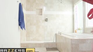 Brazzers - Inlked Thicc Step cougar Sheridan Love fucks in the hot tub hot tub