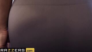 Brazzers - two legends Lisa Ann & Nicolette Shea share penis