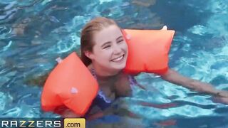 Brazzers - Ebony bbw Maserati dominates small white lesbian
