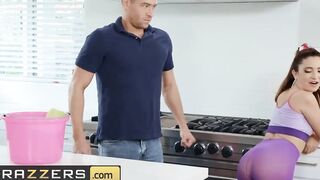 Brazzers - Xander Corvus fucks his women friends daughter