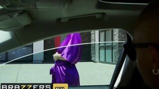 Brazzers - Sovereign Syre cucks her beta husband