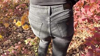 A quick outside oral sex with stepsister