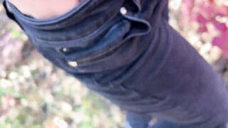 A quick outside oral sex with stepsister