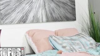 MOFOS - curvy tattoed Payton Preslee rides huge dick pov