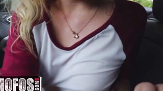 MOFOS - Bubble booty Dixie Lynn sucks point of see and twerks on penis