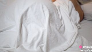 Step Cougar Wakes up to Rough Dick of Step Son He trick her pretanding his StepDad