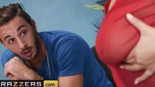 Brazzers - Thicc big tit coed Violet Myers fucks professor into class