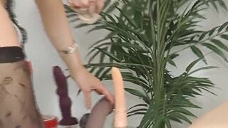 junge mutter kommt beim vibrator fick vor der kamera