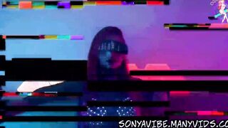 4K Cyberpunk 2077 Chick inside Night City