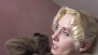 Vulgar blond milf takes it inside her soak vagina