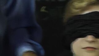 reife dark haired besorgt es junger blondine mit sex toy