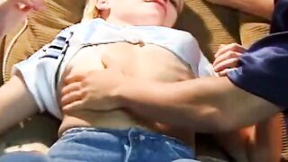 A dirty sex tape for Bombshell and eager young girls with Blonde