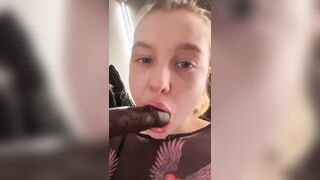 Oral Sex inside the changing room. Jucielussie
