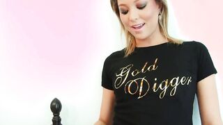Whore inside titted likes to slip her finger inside her vagina