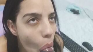sexsual dark hair making deep throat and swallowing milk from negao