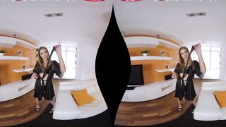 Playboy Bombshell Silvia Inside Virtual Reality