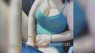 Milf fucks her twat inside drive thru