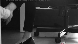 Female Domination Wifey gets her Shoes and Toes licked - Girlfriend Kym