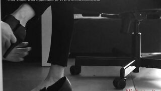 Female Domination Wifey gets her Shoes and Toes licked - Girlfriend Kym