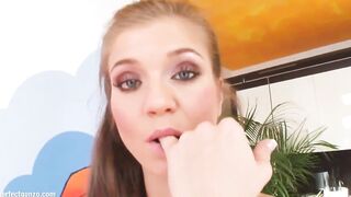 Rita Faltoyano gonzo style solo fingered masturbation on Gives Me Pink