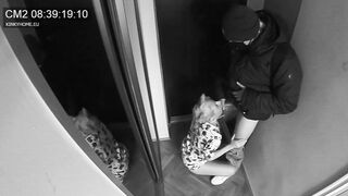 Concealed camera - wifey blown the postman while hubby inside the next door. Euro traditions.