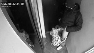 Concealed camera - wifey blown the postman while hubby inside the next door. Euro traditions.