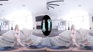 WETVR sexy Dark Hair Spreads Her Legs Inside VR