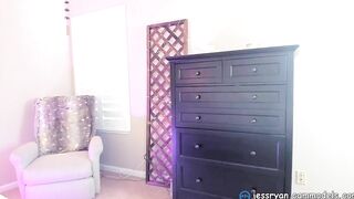 Hottie Mom Star Jess Ryan Offer An Honest Cock Rating For Thor  jessryan.manyvids.com