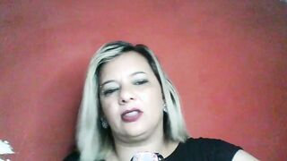 FULLING WITH FRIEND'S HUBBY AND HIS AIGO - ME AND MY HALF SISTER - LOLACONTOSEHISTORIAS@GMAIL.COM