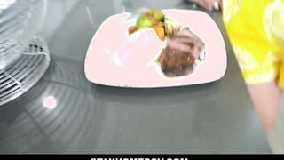 Curvy oriental Beauty Luna Mills Give Her Roommate A Steak