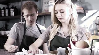Blonde Bombshell Sucks Off Her Bf and Getting Banged! at