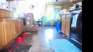 Tricky Syren Plays with herself inside the kitchen
