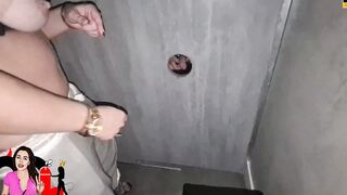 Aquele glory hole de respeito, muitas rolas!