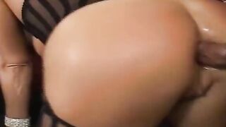 Posing fair-haired cougar is pleased to have a rough anal fucking