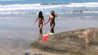 Carol Sampaio and Ane Ferrari have sex on the beach