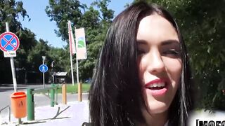 Mofos - Jemmy Sapphire getting banged in the park