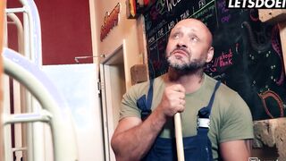 FREE FULL SEX TAPE - Long Titted goddess (Darcia Lee) Fuck Abroad Into Hostel By BWC Janitor (Jean Pallett) - LUSTY HOSTEL