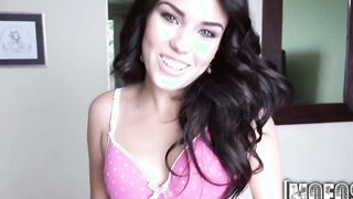 Mofos - babe 19 yo give her boyfriend what he wants
