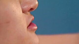 2 best friends have sex together with the help of multiple