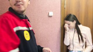 Lucky plumber fucking this dark hair sexy