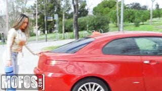 Curvy Hispanic (Briana Banderas) Know How To Rides Huge Rough Dick - MOFOS