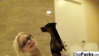 Elsa Jean shows off her hotel room and her cunt