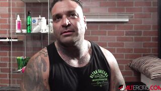 Big Titted tattooed up bombshell Amber Luke is inside the shop for a new tattoo